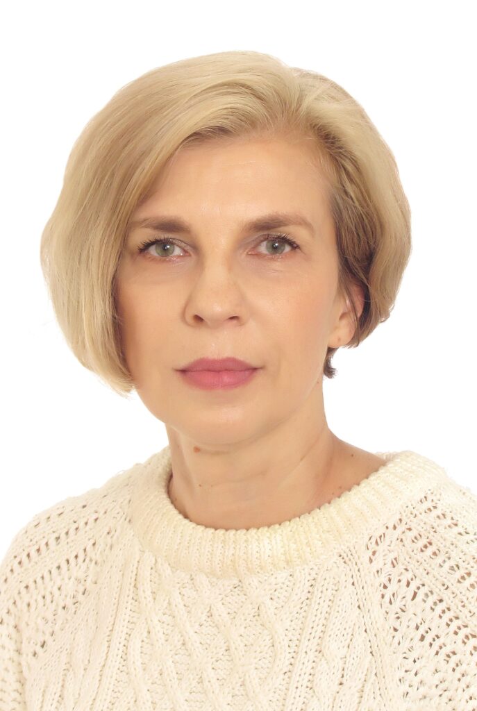 Это изображение имеет пустой атрибут alt; его имя файла - Дуднева-687x1024.jpg